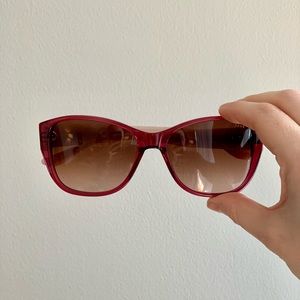 NWOT Elle sunglasses